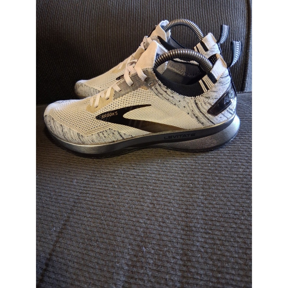 Brooks Levitate 4 Womens 8.5 Running‎ Shoes White Black Silver DNA AMP Sneakers